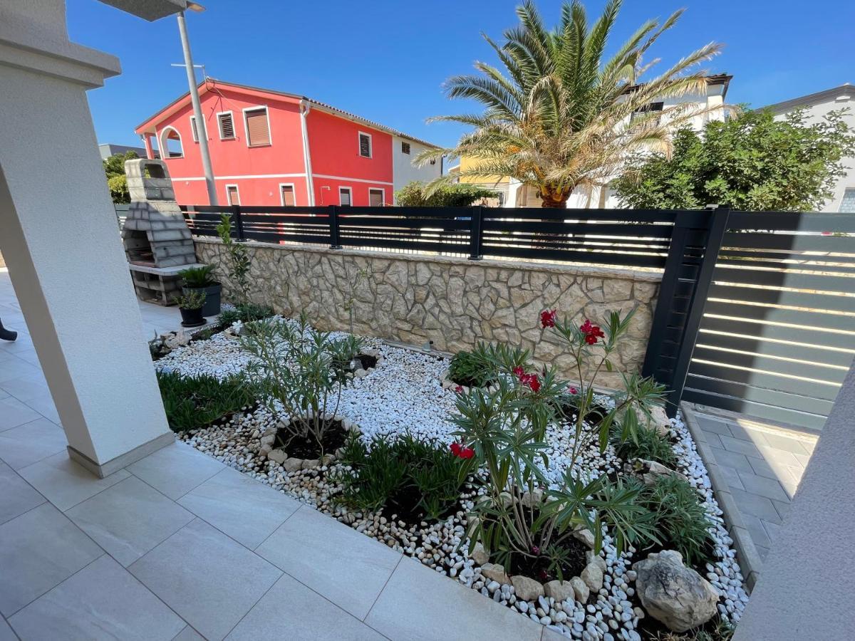 Apartmenthouse Ines Vir Luaran gambar
