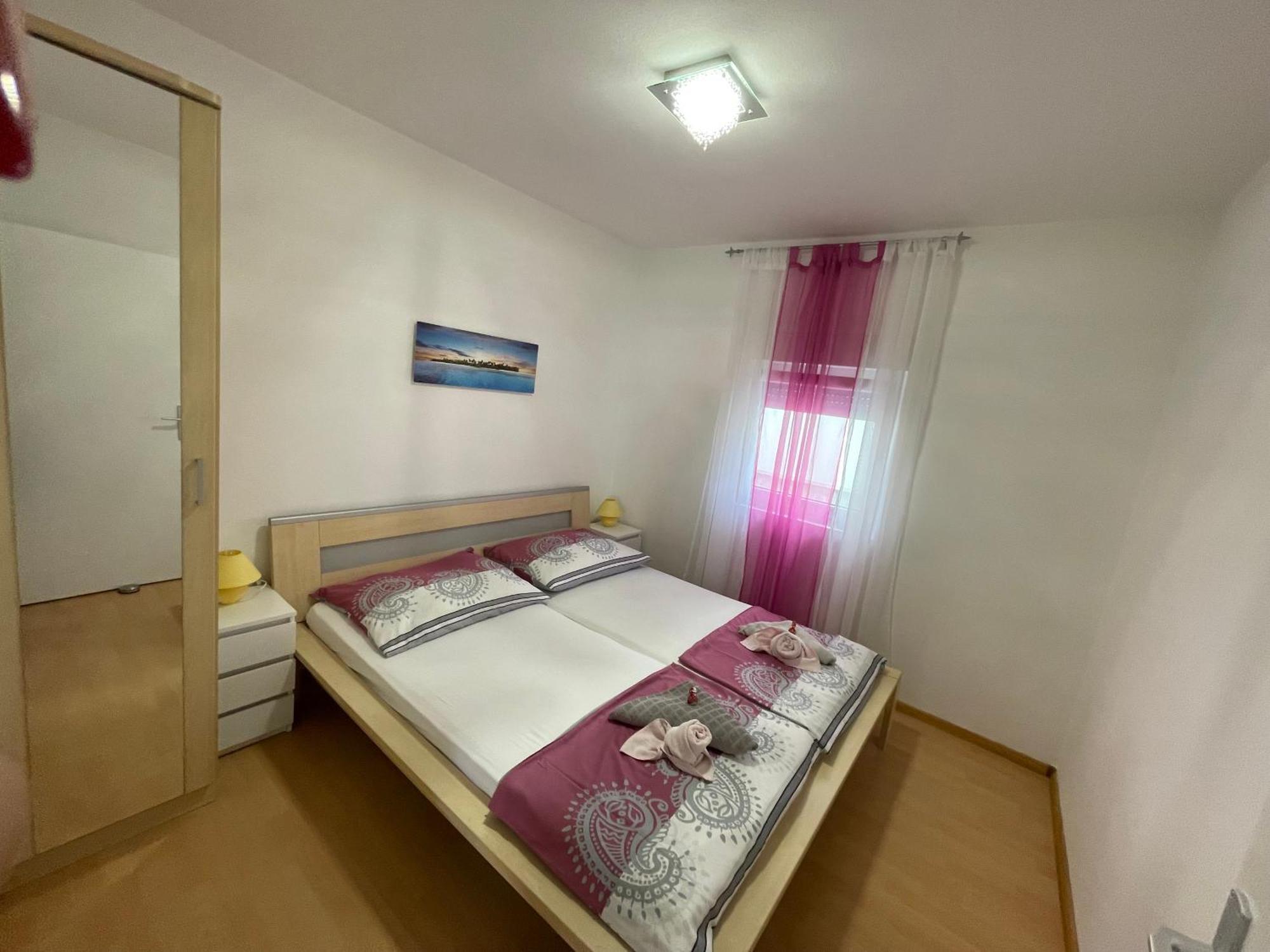Apartmenthouse Ines Vir Luaran gambar